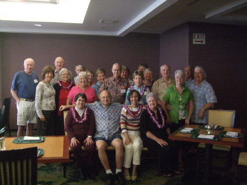 honolulu-group.JPG (113968 bytes)
