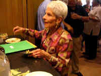 IMG_0176.jpeg (32269 bytes)