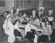 dance7.jpg (18246 bytes)