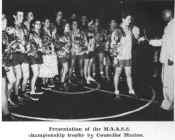 girlsmaass.jpg (14403 bytes)