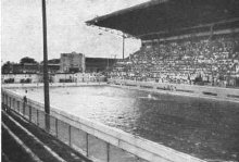 pool.jpg (14421 bytes)